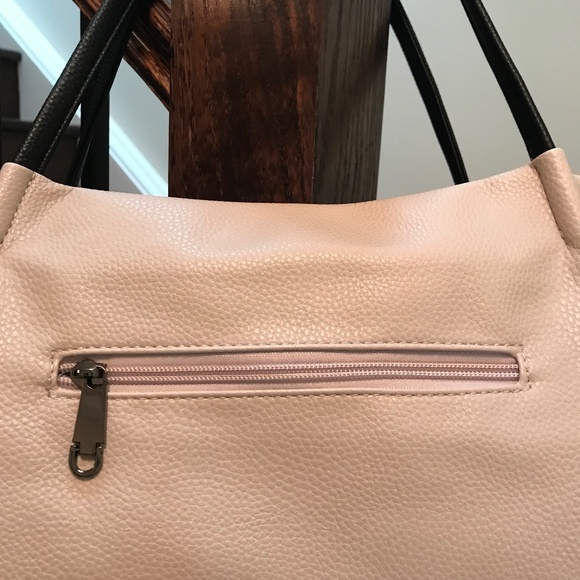 Fun handbag! - Picture 4 of 6